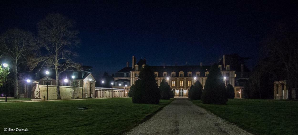 Exceptionnel Chateau Pres De Paris Abondant Eksteriør bilde
