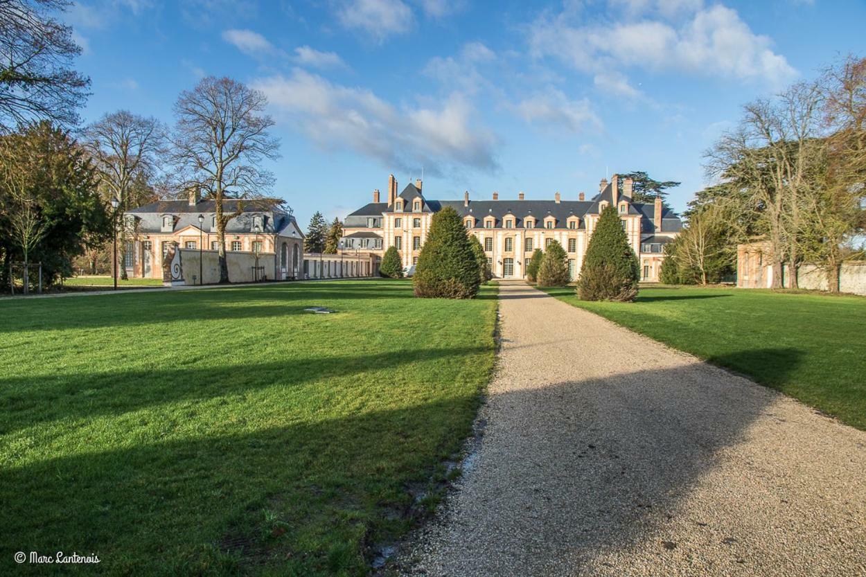 Exceptionnel Chateau Pres De Paris Abondant Eksteriør bilde